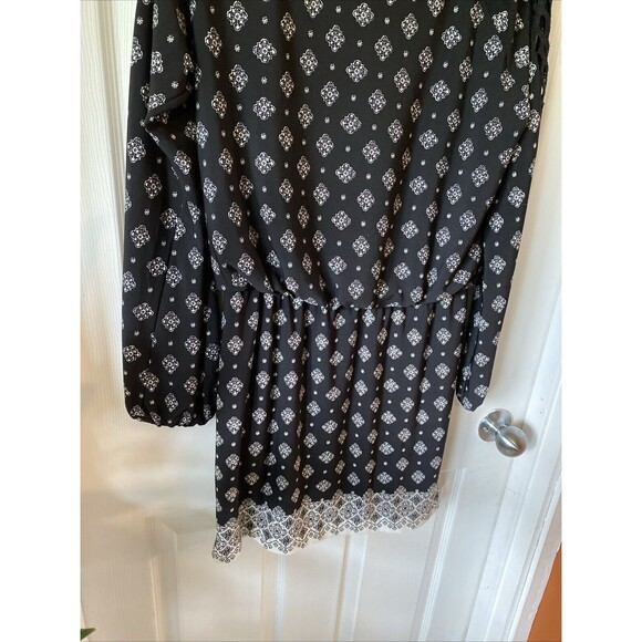 White House Black Market Dress Long Sleeve Mesh Sleeve Above Knee Lined - Picture 6 of 15